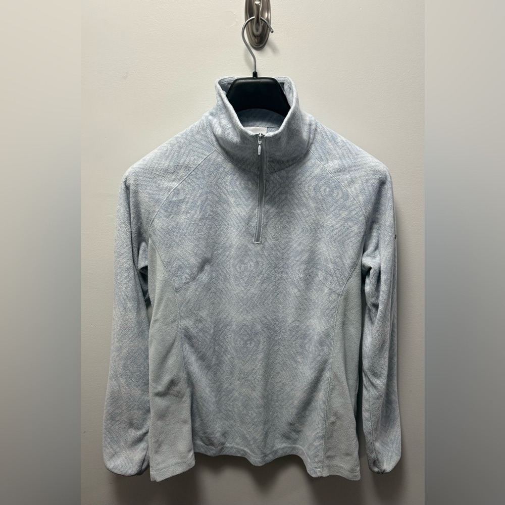Columbia Women’s Light Gray pattern Sweater